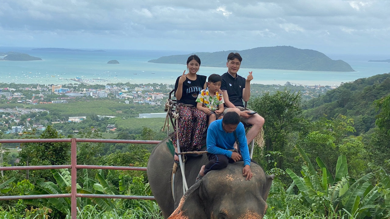 Phuket VIP City Tour in a day (Premium Van+Driver) + airport sending