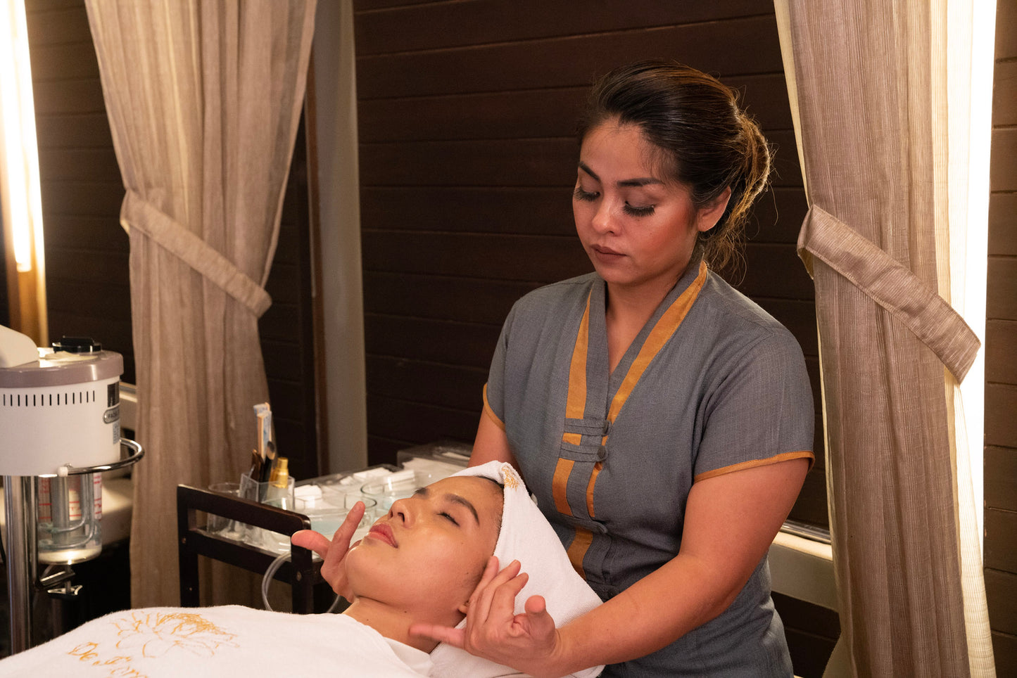 Phuket Thailand Best massage Deflora SPA Massage (Patong Beach)